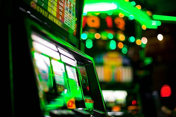 Slot game demo showing Aviator and Sweet Bonanza gameplay